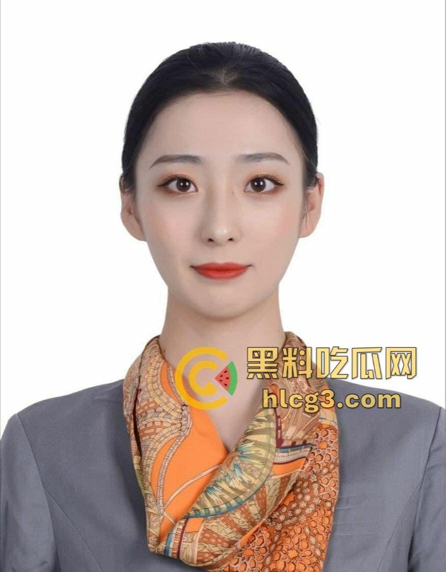 邻家空姐初长成!揭秘我与合租空姐『张蜜蜜』和她空姐朋友的反差秘密,做空姐朋友能吃瓜!-1