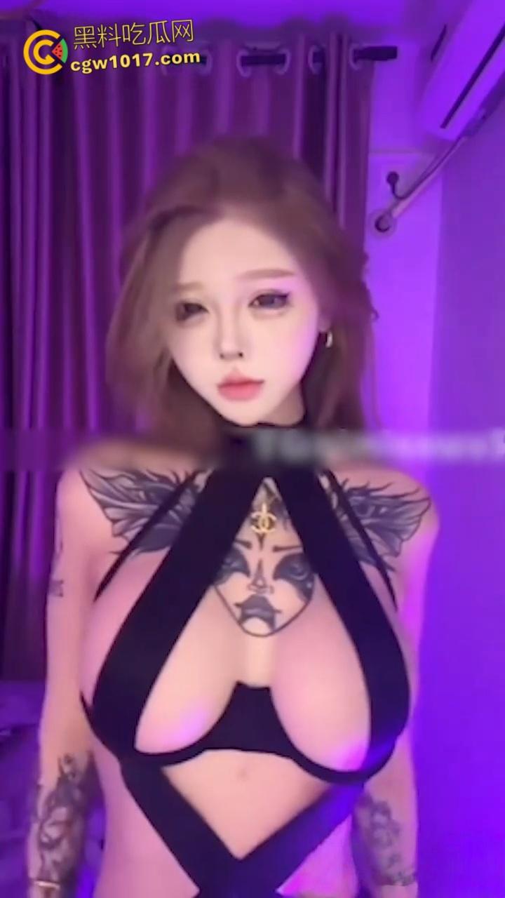 高颜值纹身御姐【琳琳】，极品颜值黑发媚眼，白虎粉穴三点全露，性感纹身妖娆吸睛，骚气直击灵魂！-5