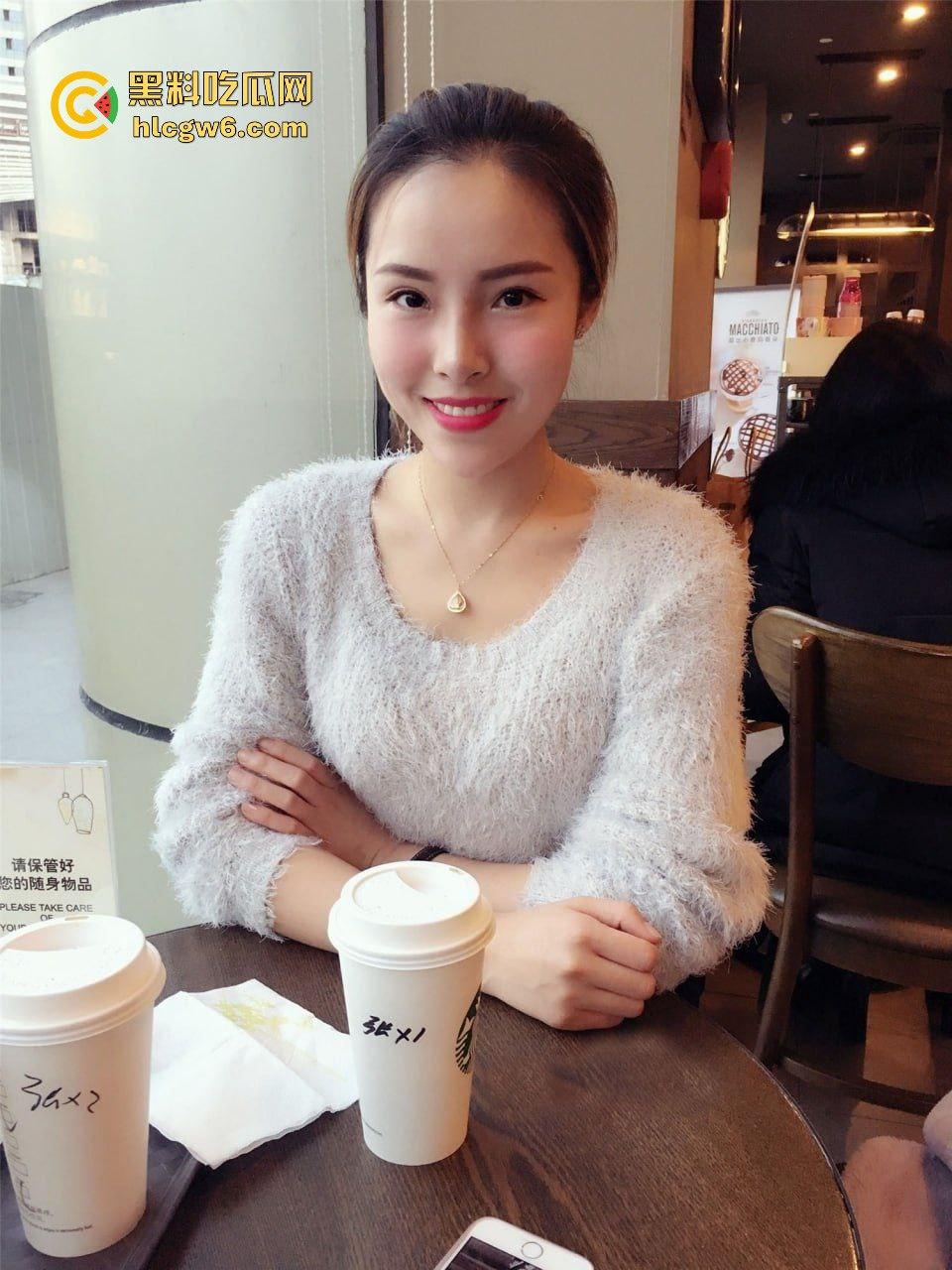 四川骚少妇【林微】与情人在医院病房调情打炮 经小穴治疗明天就能出院！-1