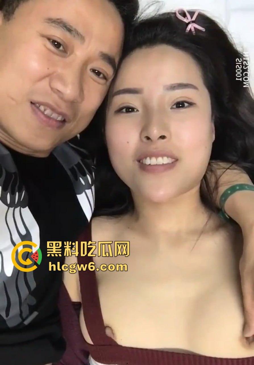 四川骚少妇【林微】与情人在医院病房调情打炮 经小穴治疗明天就能出院！-5