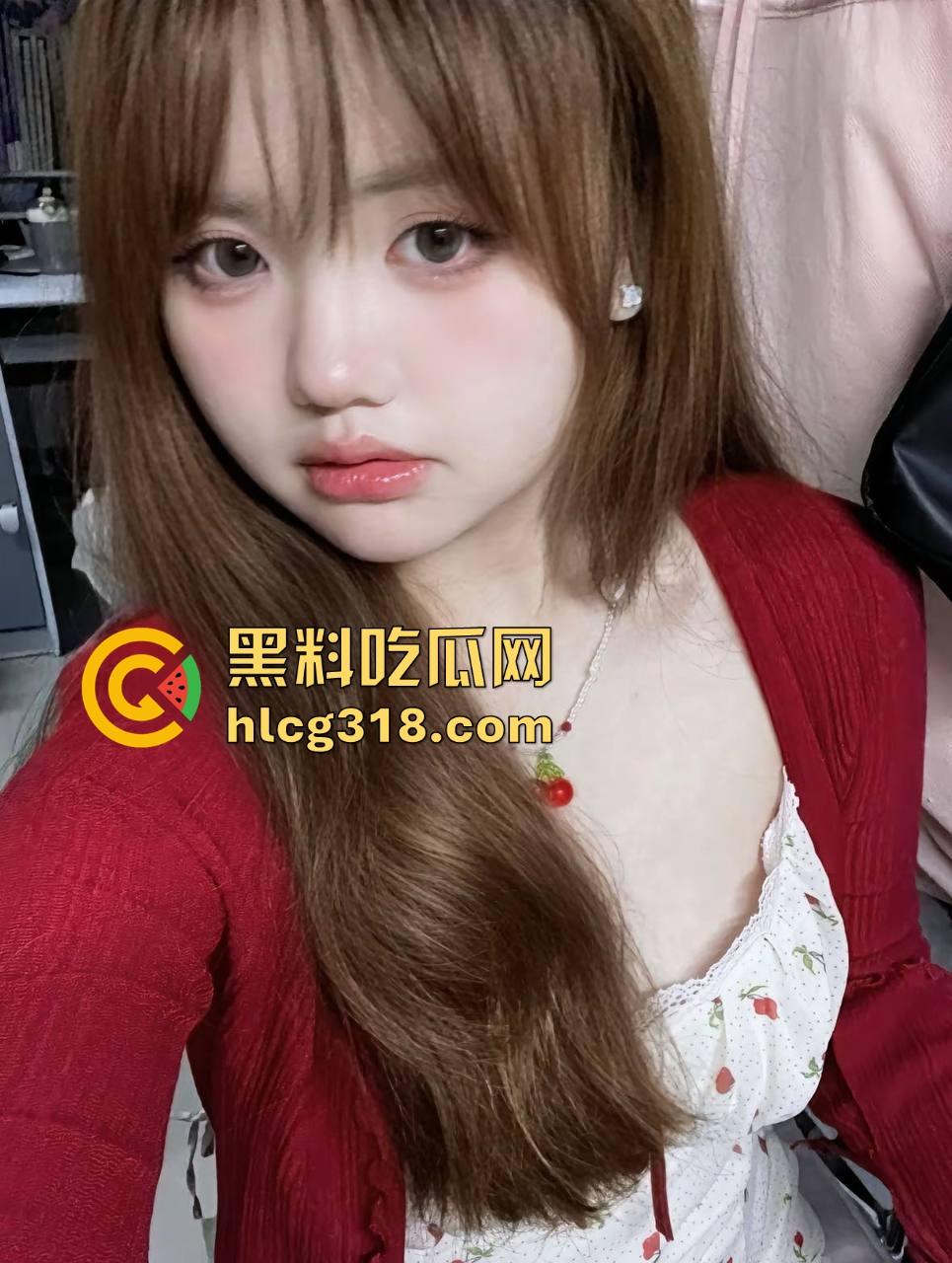 山东科技大学大一学妹【秦婉瑜】可爱微胖小母狗，极品巨乳深插嫩鲍，扛腿抽插淫叫不止！-2