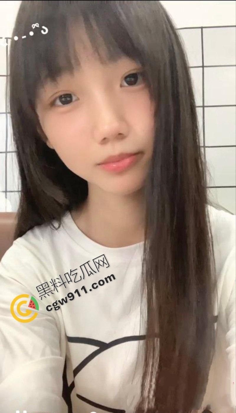 海角达人父女乱伦!女儿军训归来闺房调教,妙龄少女趴在洗衣机里被操,欲仙欲死的疯狂狂欢-1