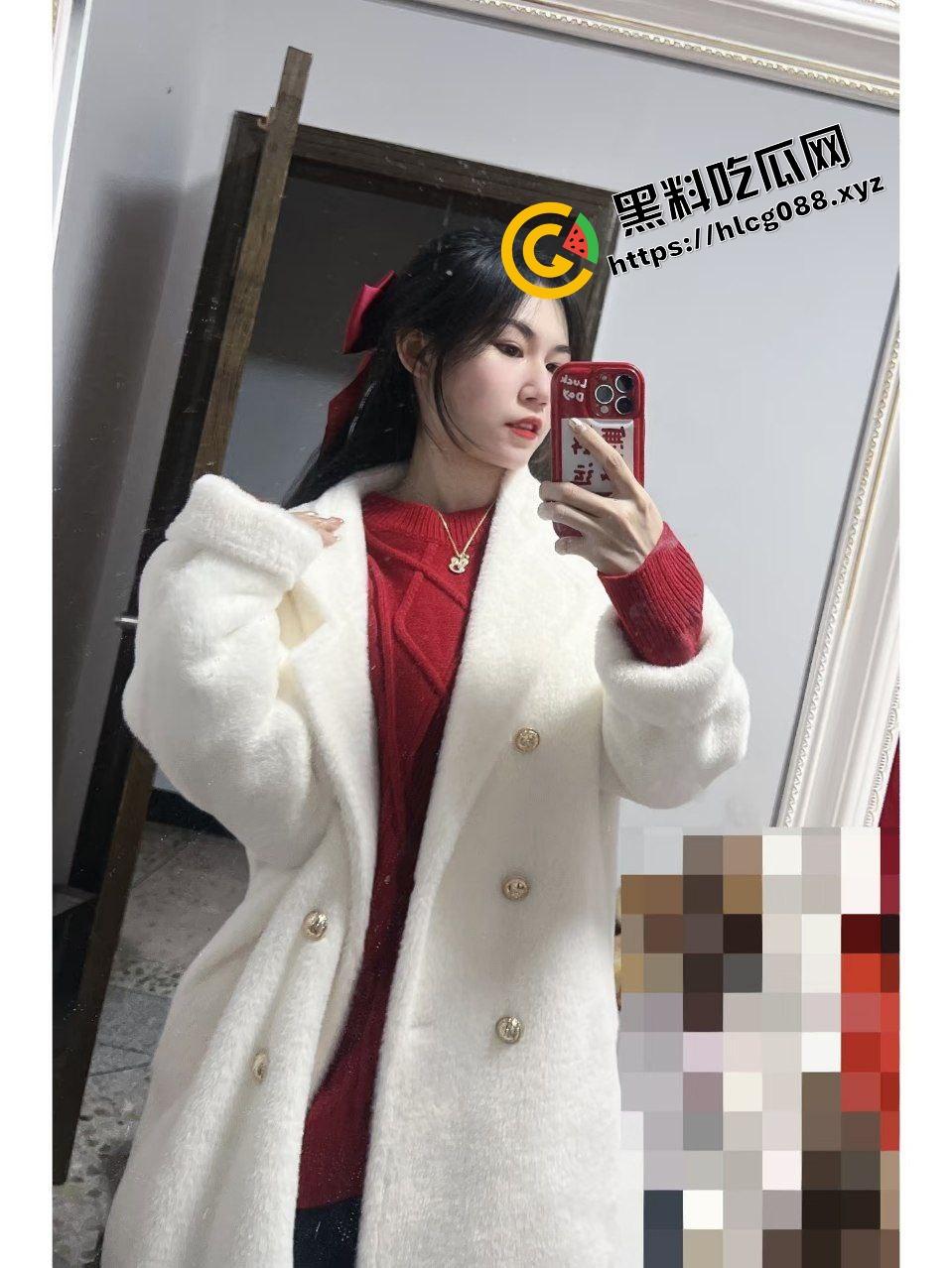 瓜友投稿曝光自己老婆!从反差骚鸡调教成淫妻老婆,酒店全裸肥臀鲍鱼后入,找搭子一起操!-2