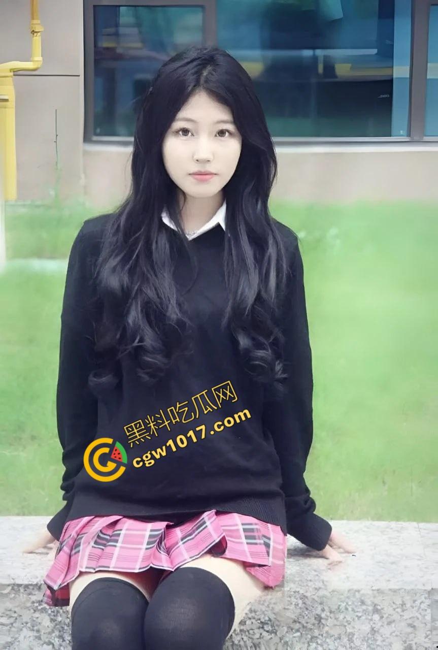 福建大学大一学妹【李梓涵】,清纯外表下藏淫荡欲望,裸聊勾引到酒店操逼,激情7次,叫声震酒店,渣男曝光视频全校疯传-4