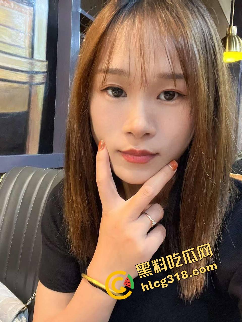 假鸡巴摄像头直击嫩穴深处,第一人称狂操白虎骚逼,窥阴器扒开照得一清二楚,骚汁淹到摄像头都起雾!-5