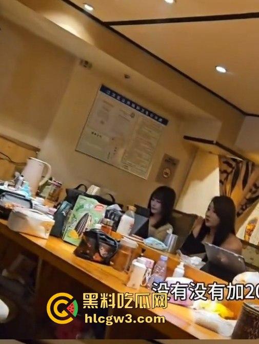 一杯奶茶的钱换城中村的欲望天堂 广州野鸡站街实录 暗访视频揭秘城中村的快餐江湖 3分钟交易效率拉满!-2