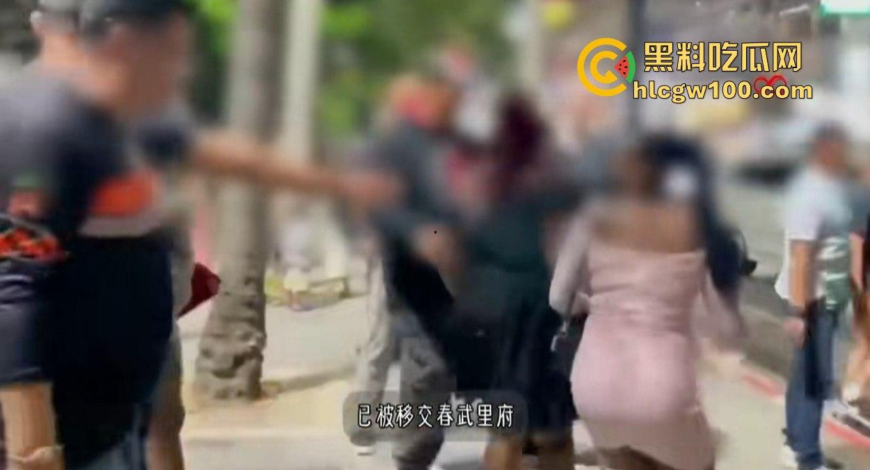 芭提雅警方突击行动，进口车遭盘查，大批外国女子椰树下被逮，泰国自由天堂的背后另有隐情？-5