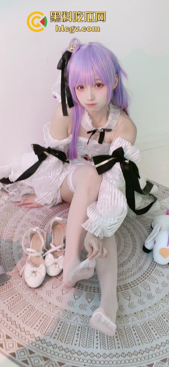 福利姬极品【一团墨染】曝光！神仙颜值的幼态萝莉，大胆掰白虎穴，双跳蛋自娱玩到飞起！-21