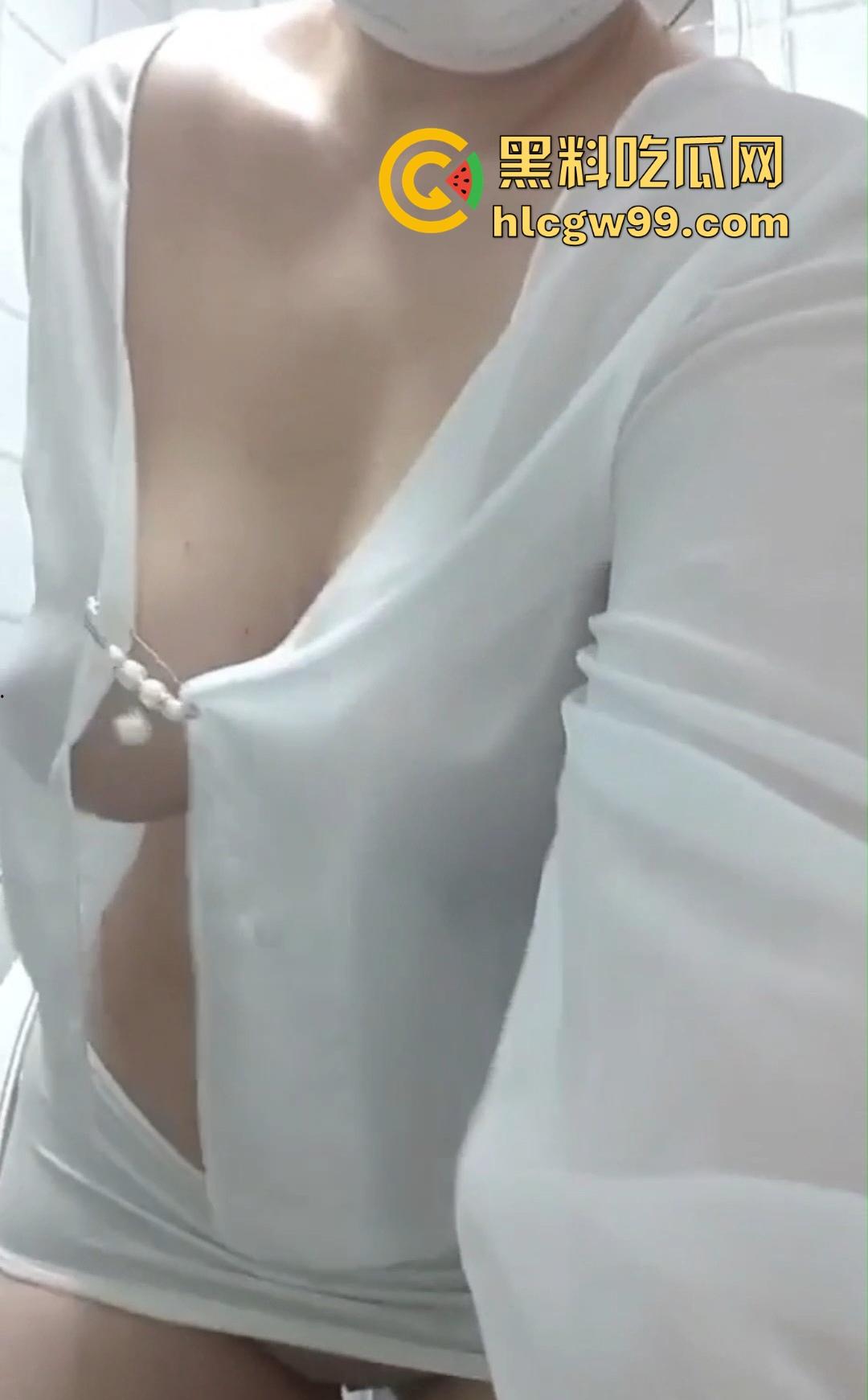 抖音快手网红【糕糕学姐】真名任静怡，出名后被扒早期网黄黑料，曾当外围陪玩，现在摇身一变当老板？-15