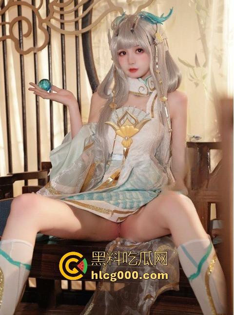 高颜值福利姬【橙子喵酱】最新COS写真泄密流出，可爱萝莉美乳翘臀，尤物极品身材，三点粉嫩无比诱人！-10