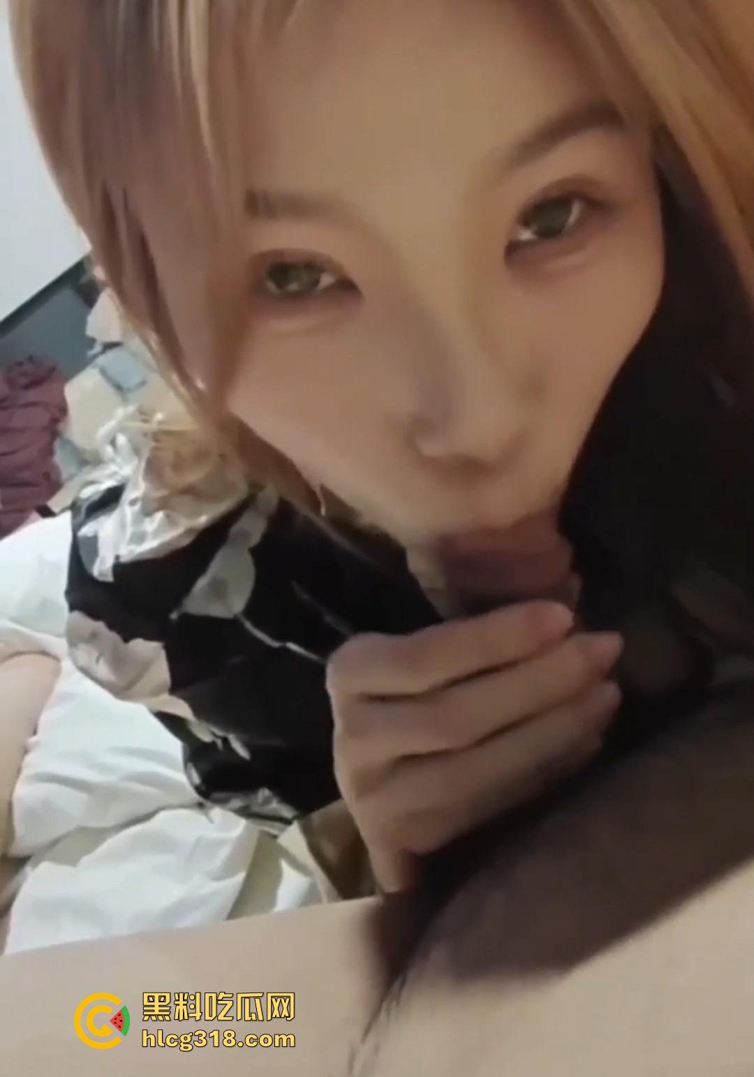 重庆高颜值美女【齐娇琪】极品尤物私拍流出，极品反差御姐露脸口交，性感身材粉嫩乳头骚穴惹火撩人！-5