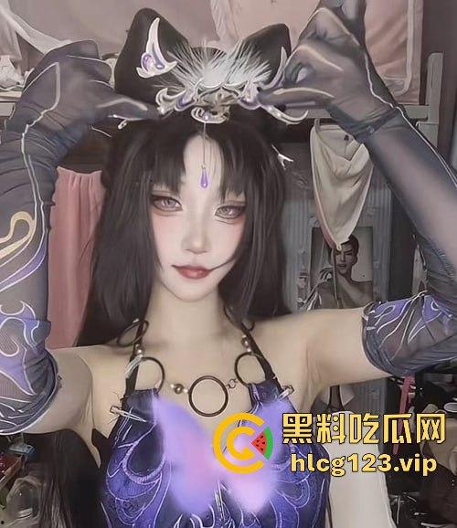 抖音网红【冰糖炖橙子】私下太放飞！顶级颜值身材，跟榜一大哥一对一玩得太开了！-4