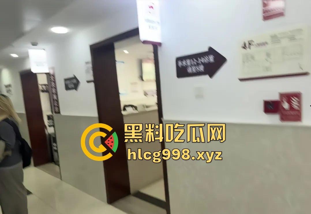 从陈冠希变张柏芝?『童锦程』被『奶味仙女』偷拍怒发8条抖音回击牛子不小!杭州金手指诞生了?-17