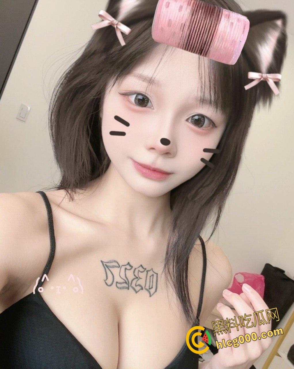 抖音网红【吕芊颖】，真实露脸口交后入视频泄露，纹身小太妹性感巨乳，翘臀高崛骚穴被男友一插到底！-3