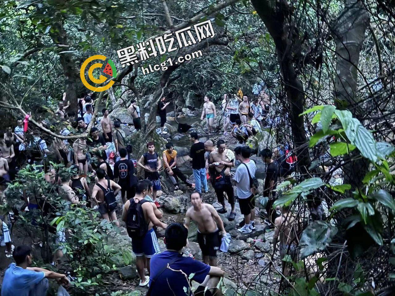 逆天事件！深圳老虎涧瀑布组织开淫趴 聚众淫乱 中年男同性交-7
