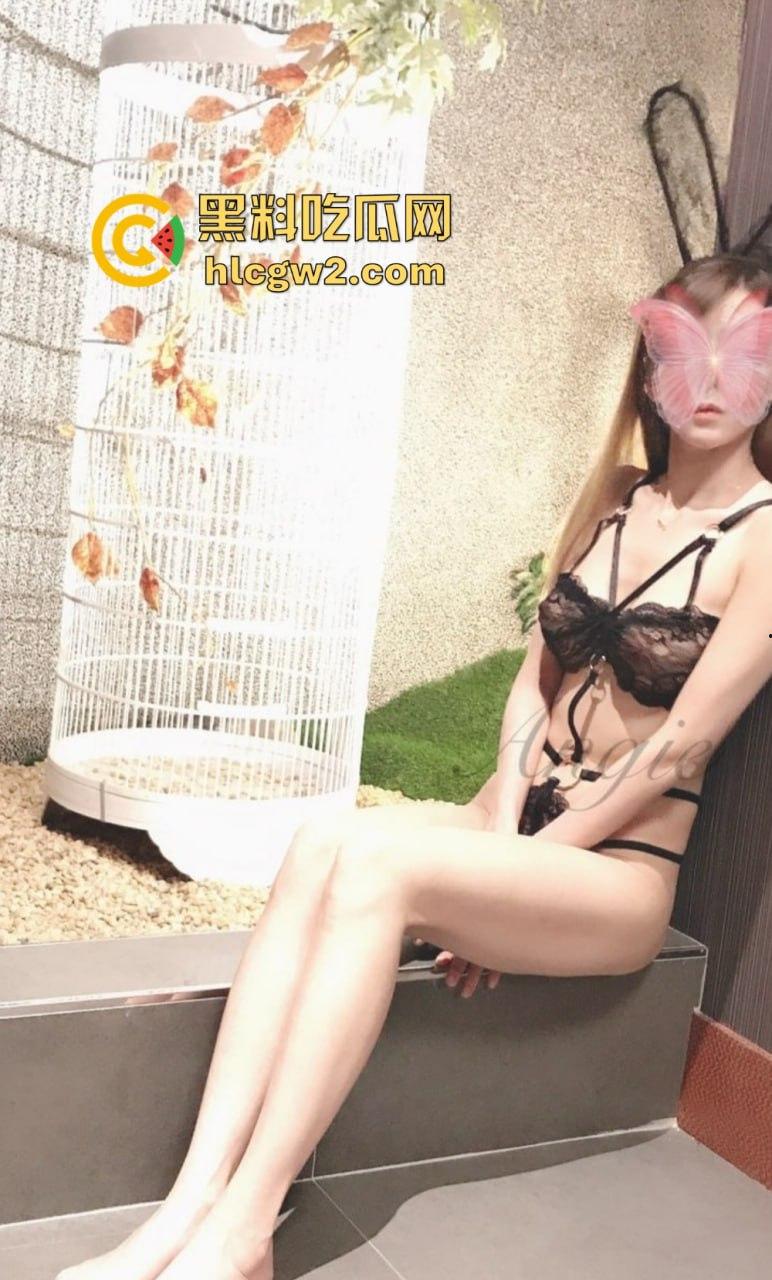 北京【ANGIE】性感淫荡小仙女露出啪啪 颜值天花板极致反差 穷人操不到的女神却成富人精盆玩物!-11