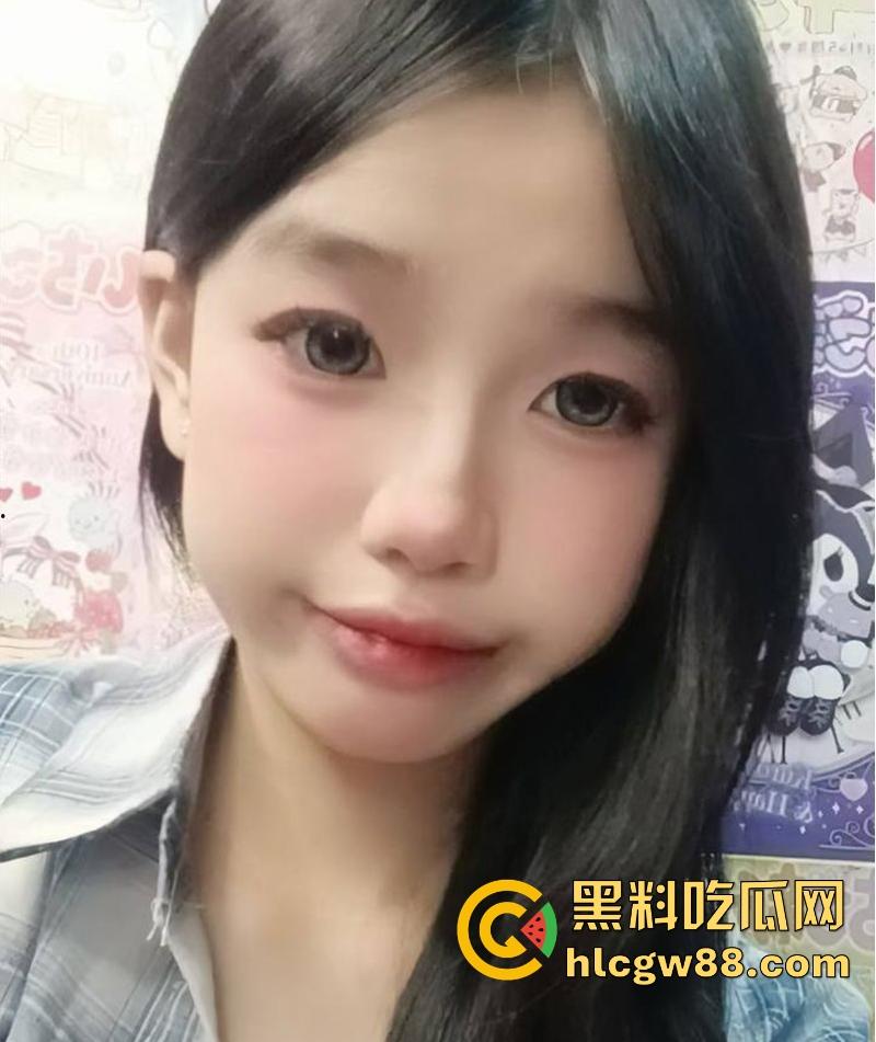 长沙工商职业学院极品学妹【陈梦怡】清纯面孔下的真面目曝光  在镜前嫩穴被干成淫靡水帘洞-3