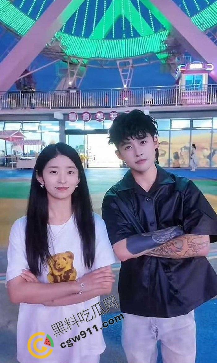 变形记富二代男主【黄润秋】淫乱私生活被女友【孟可佳】曝光！恋爱期间出轨酒吧当众接吻，性爱视频传遍全网！-8