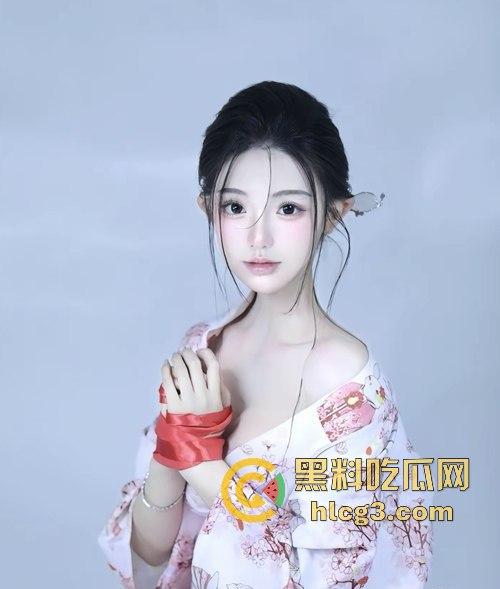 抖音擦边女神『林林宝宝』直播换装全裸泡澡!为榜一大哥大胆献身,性感内衣秀堪比大尺度写真!-3