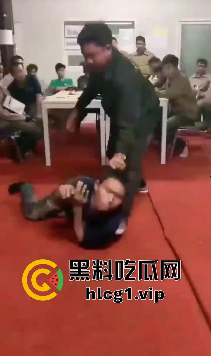 比孤注一掷还惨的缅北骗局！男子被折磨至脑袋几乎踢爆，绝望无助不敢反抗！-3