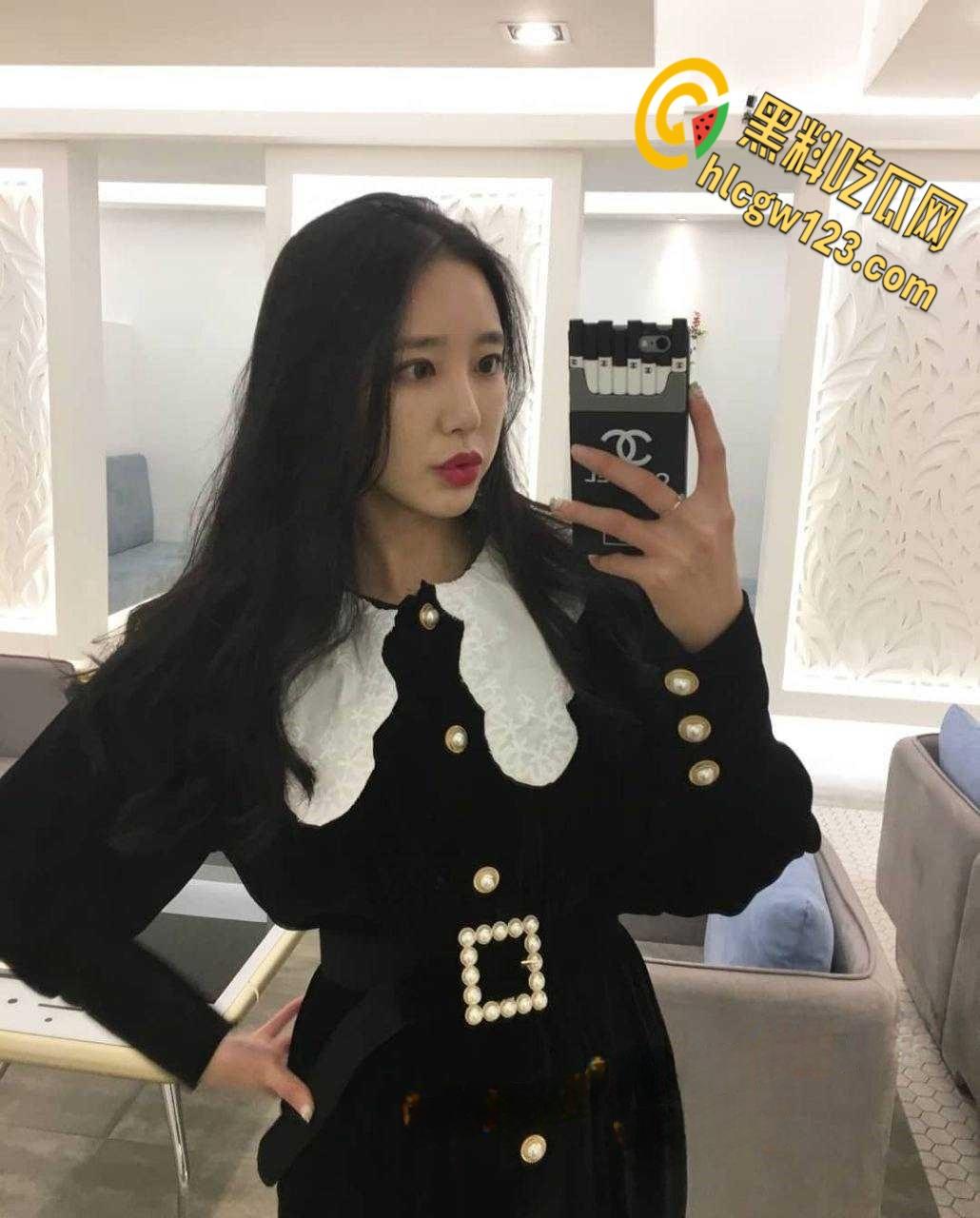 陕西护士【王雅】,168身高的极品炮架子约炮医院男同事,黑丝诱惑后入狂顶大肥臀!-1