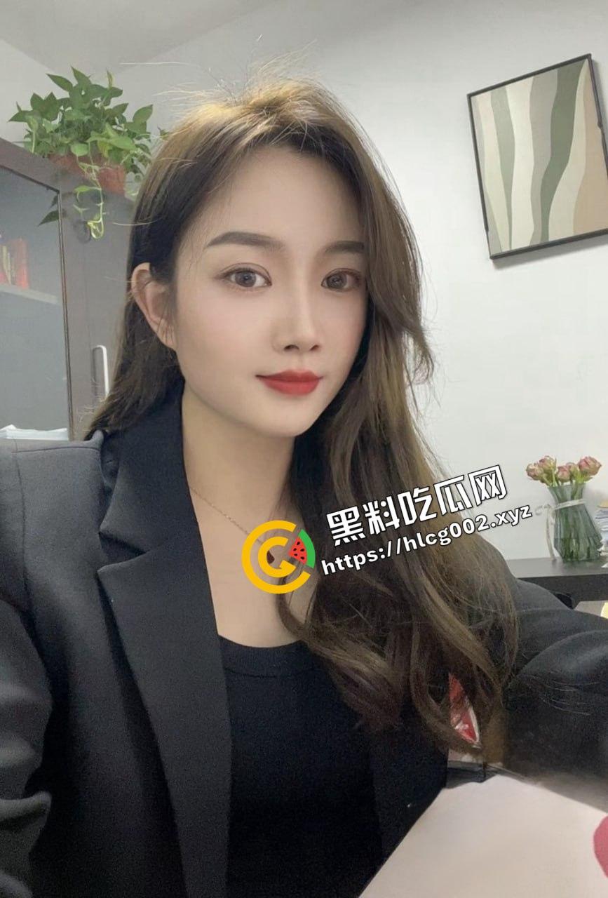 成都律所美女律师『于情霞』两边通吃被人抓住把柄 遭受害人强开屁眼 淫叫不断!-2