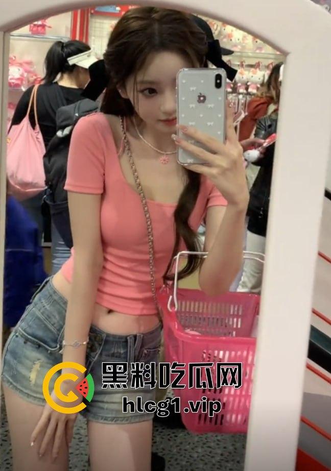 黄一鸣vs王思聪,流量密码再爆发!假瓜满天飞,王思聪直言黄一鸣不配‘思聪严选’!-19