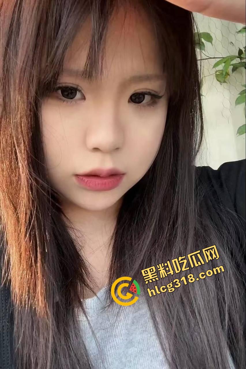 03年小嫩妹高潮害羞躲被窝，我只能把套取了让她更爽，那晚在碧海湾假日公寓，她整晚都在抖！-3