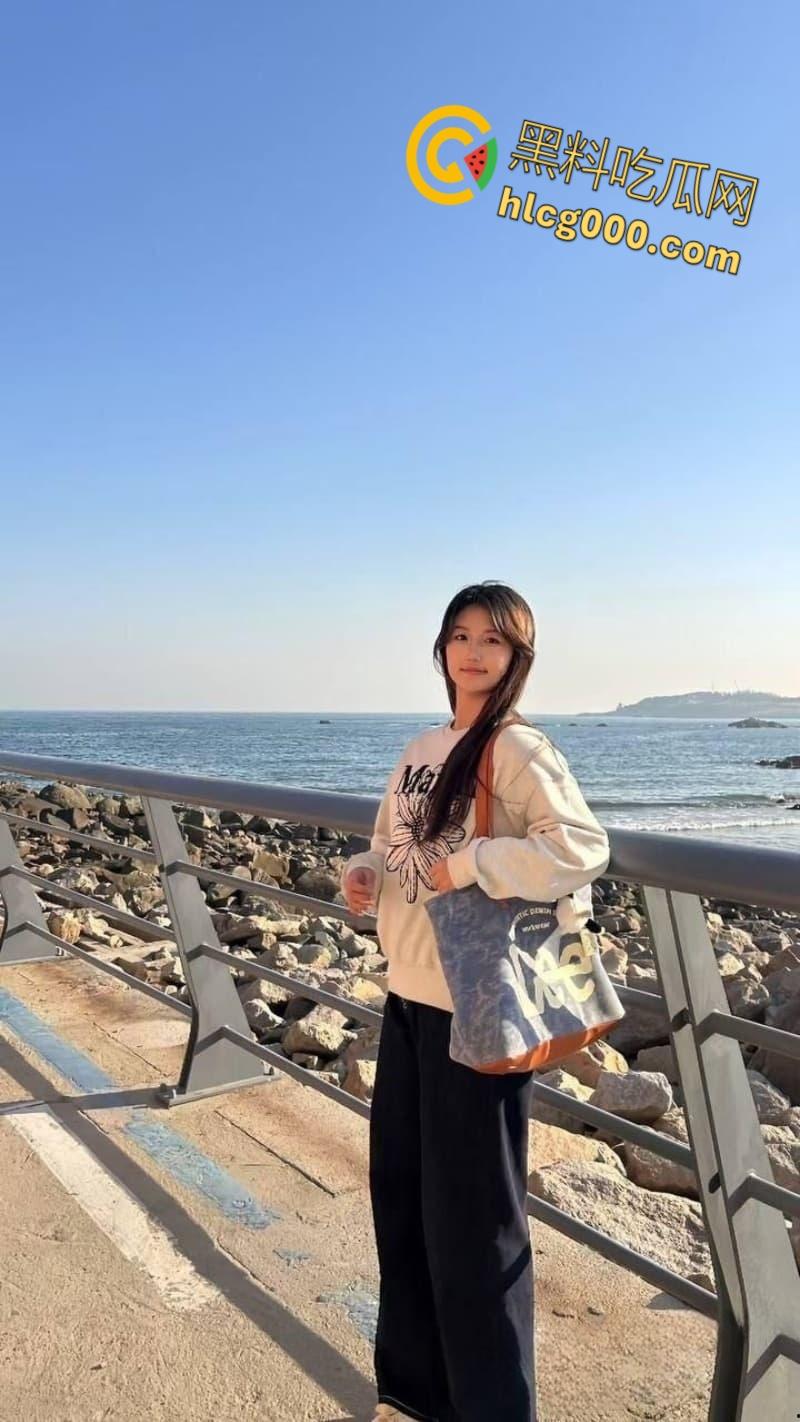 河北衡水母狗【宋雅】，爱穿各种高跟鞋蕾丝情趣，主动狗趴深喉口交，被男友无套爆操内射！-3