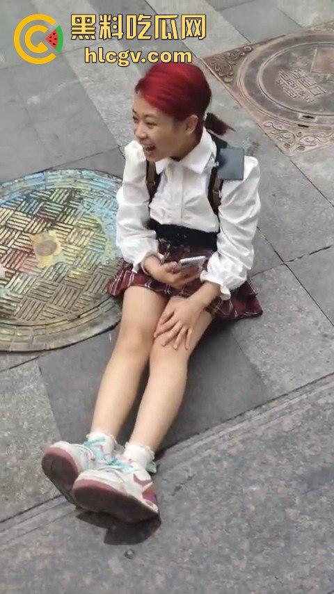瓜友爆料河北石家庄07年出生的【王玉媌】，疑似群P上瘾却不嫌丢人，身上衣服全是炮友赠送！-11