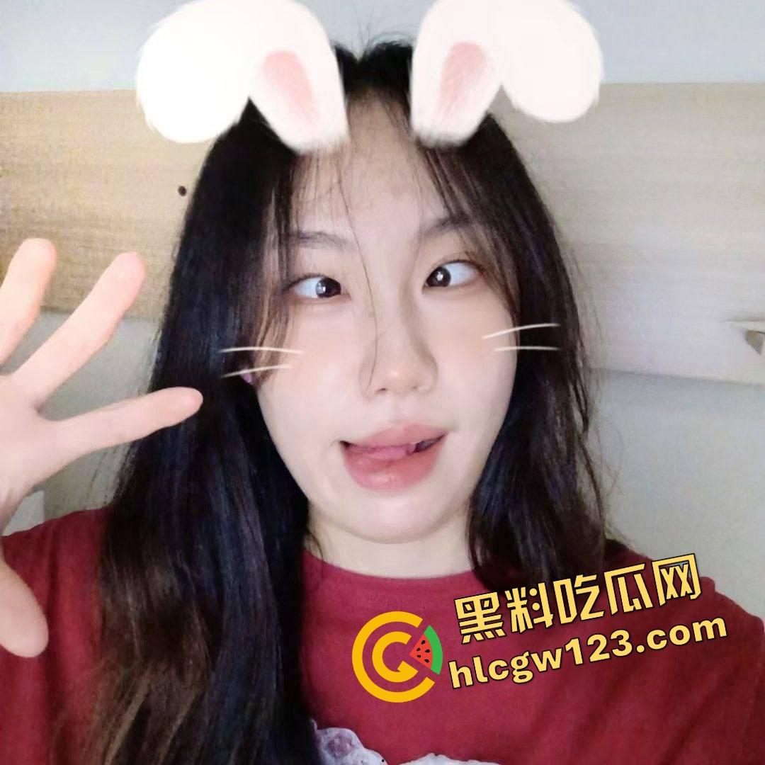 身上写我是主人的狗，她还说不要彩礼，舔得这么贱，带根狗链直接牵走，是脑袋进水还是逼被驯化了？-2