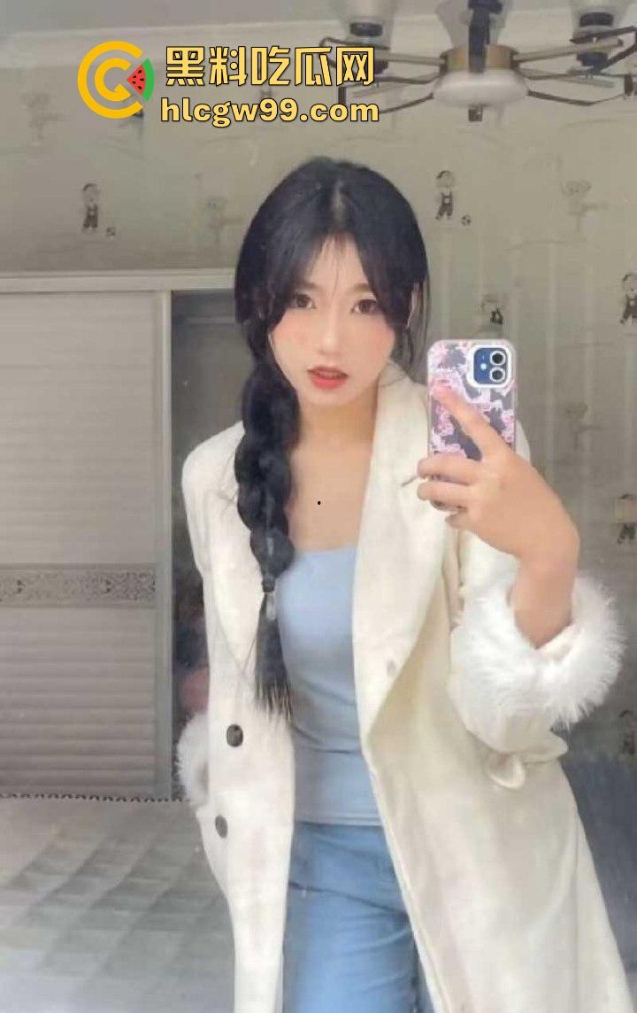 小编推荐！四川大学极品学妹【林婉婉】成为富人泄欲的母狗，大量照片跟性爱视频曝光。-3