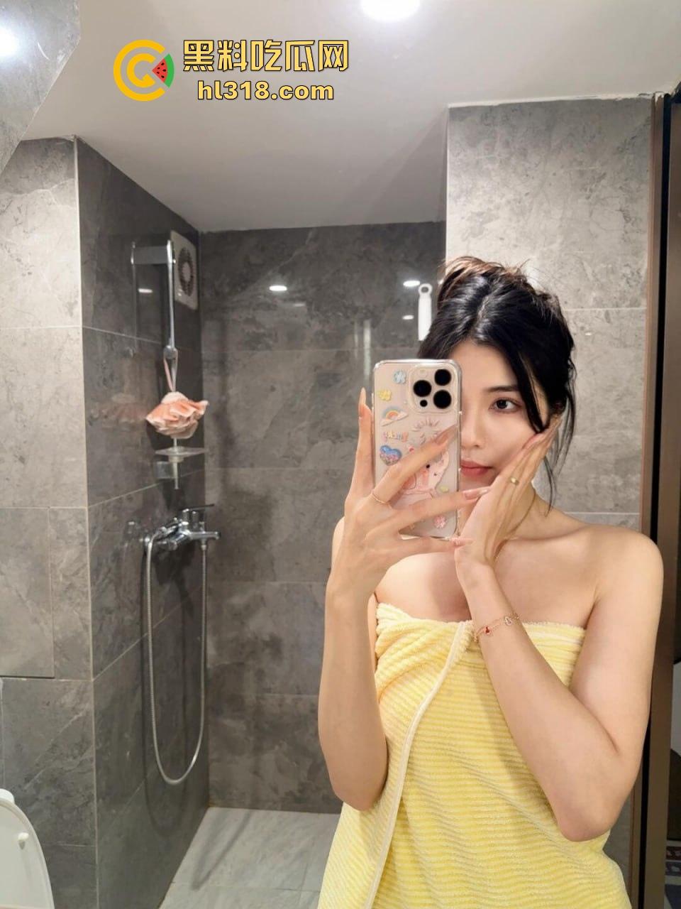 勾搭健身房极品御姐，骚浪母狗难耐寂寞，无套暴力抽插小穴，淫水顺腿横流，呻吟声非常淫荡！-1