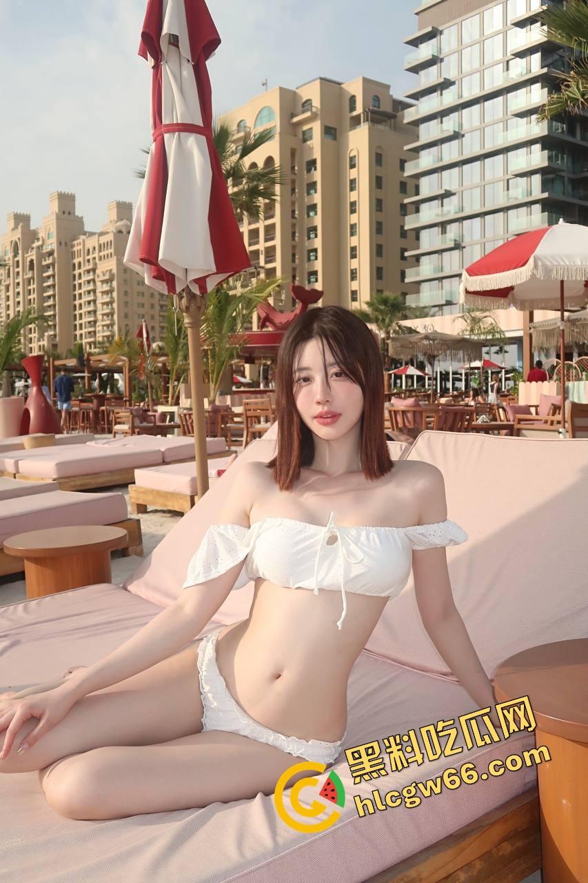 KTV艳遇升级为连环爆操，富哥点了个公主开口惊艳，半首歌还没唱完就自己跪下吃鸡！-6