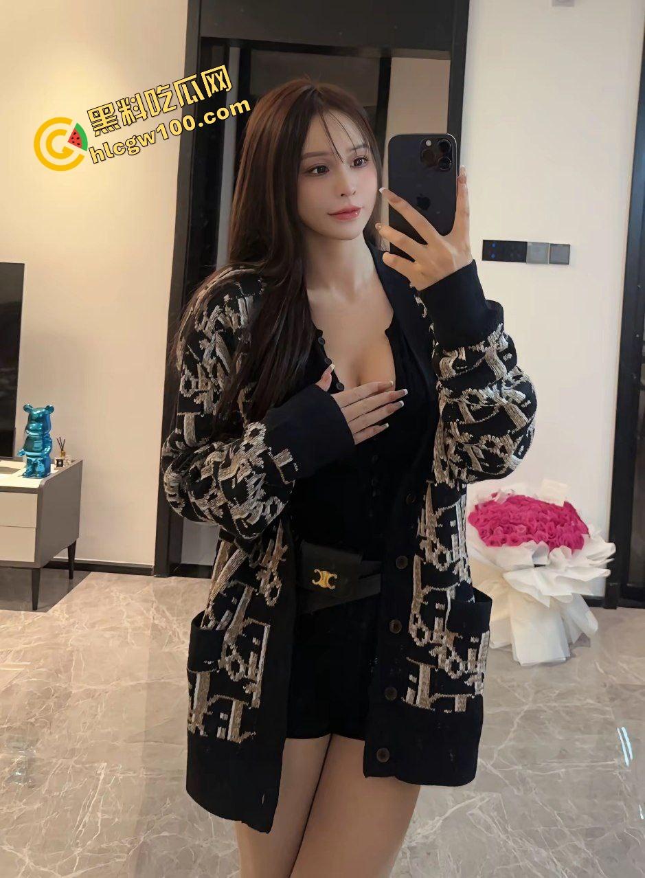 云南曲靖卖淫女骚鸡『冯婉玉』超模出身的顶级炮架 包臀裙深喉口交！爆插骚逼淫叫娇喘！独家原创流出！-1