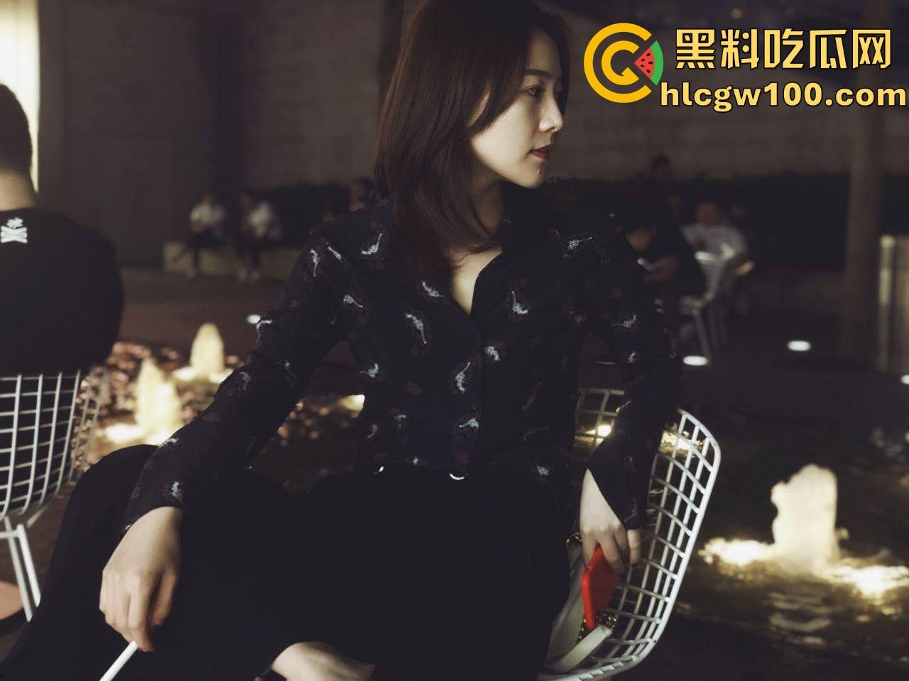 陕西西安初中教师【杨丽】背着老公疯狂约炮，爱吃精液每次舔得干干净净，艹完一次还浪得想再来第二次！-8