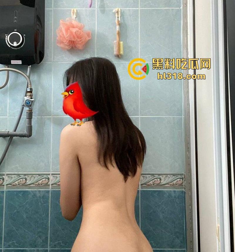 中山大学极品女大【肖雯慧】做爱视频流出，超性感酮体在镜前被多体位爆操，扒逼露奶扭动，堪称一绝！-3