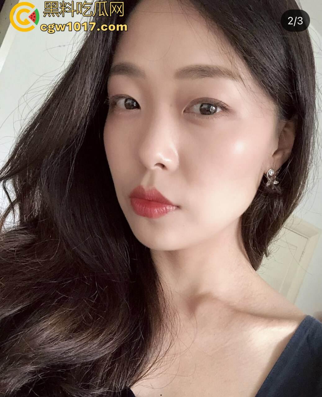 已婚饥渴少妇偷情被实锤！炮友拍下视频后泄密流出，表情饥渴 被后入时的叫声让人听了鸡儿梆硬，欲望这么强难怪会出轨！-2