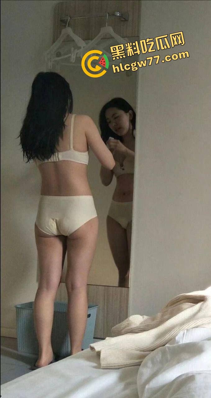 邯郸复兴区【何琳】渣女三峡大学15级经管学姐知三当三还睡烂一圈，被操怀孕两次不知爹是谁！-10