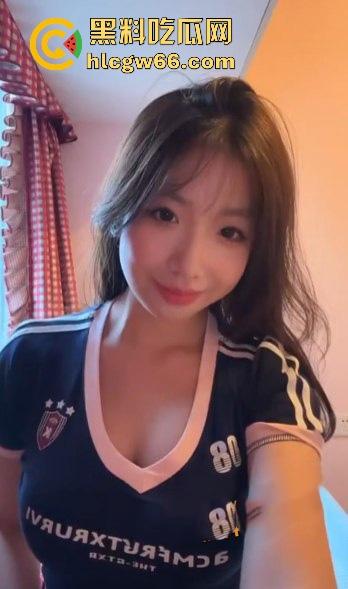 看甜妹是这么俘获你的心 重庆交通大学学生妹【刘雅心】做爱时一声声的呻吟娇喘喊得谁不爱啊！-4