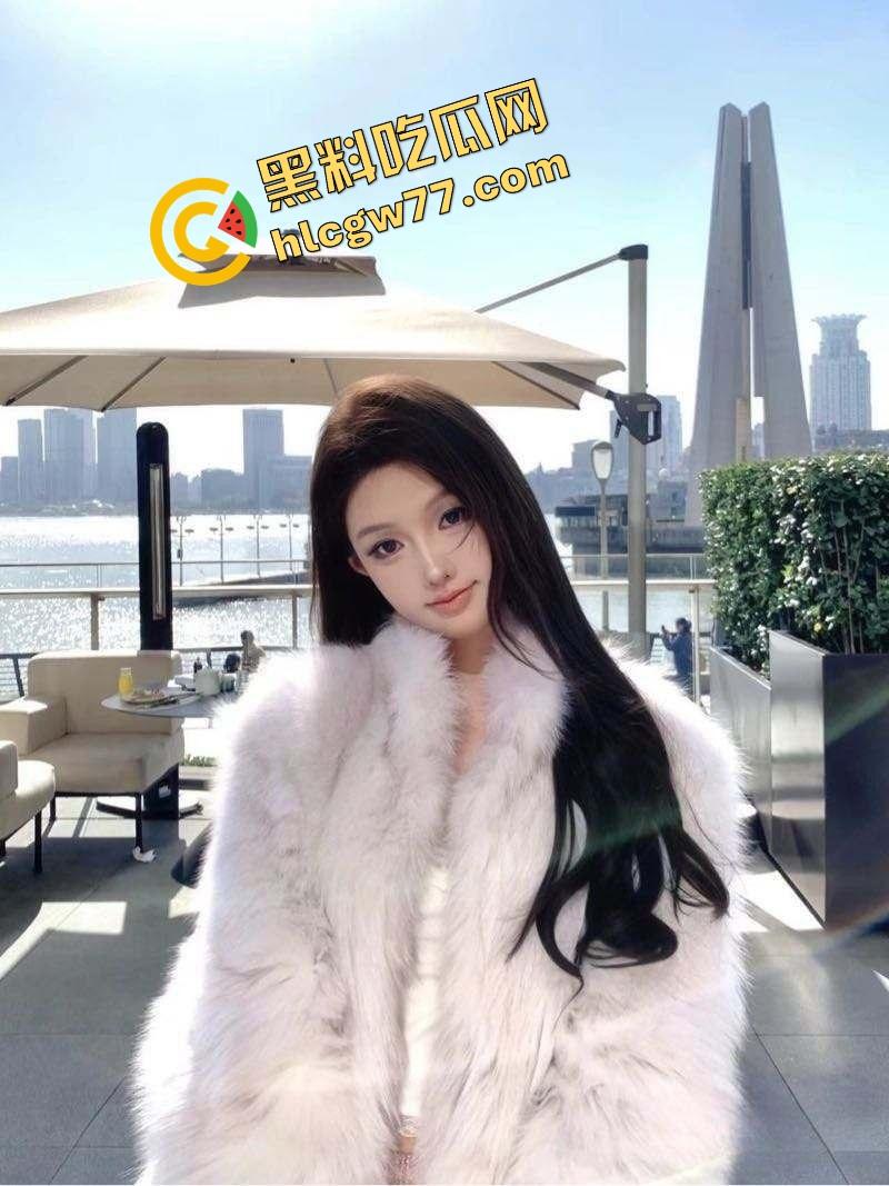 成都金牛妇幼保健院母婴室变炮房，狗男女当场开操高潮，里面干着外面拍着全程录下！-3