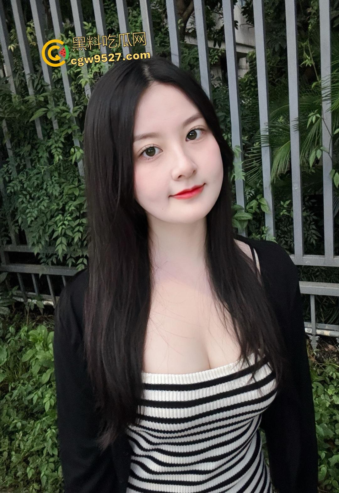 掏肛狂男友用女友肛门拳交试手！手没力了就用水晶鸡巴接力扩阴，彻底告别便秘烦恼！-1