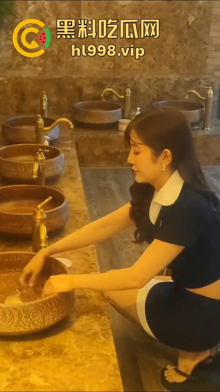 遇到困难泡脚解压，按个摩心情立马飞起！快来报个价你们那边按摩多少钱？-7