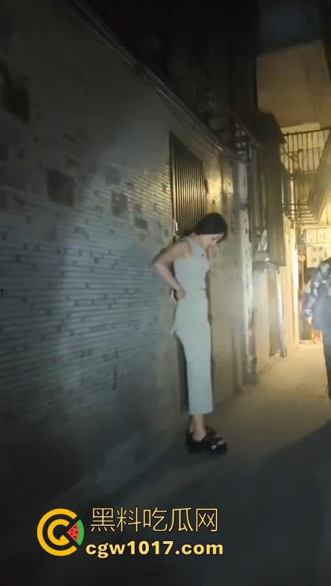 好酒不怕时间长，好妓不怕巷子深，瓜友深夜探索广东汕头小巷子，越往后越惊喜，质量还可以啊！-1