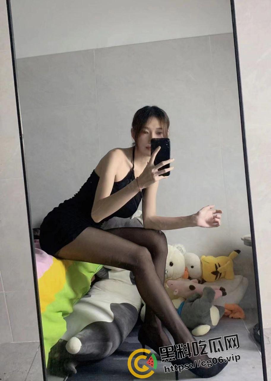 东莞辅警【甘颖聪】嫖娼无度被女友发现！离谱的是自己的男友去嫖的是自己的朋友的女朋友 不愧是东莞 圈子就是乱-15