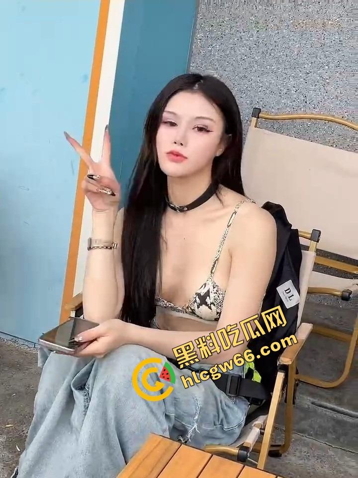 义乌女骑士『喵喵』白天飙车女神，夜晚SM圈K8双人伺候主人的母狗play可S可M还能带男宠一起舔！-12