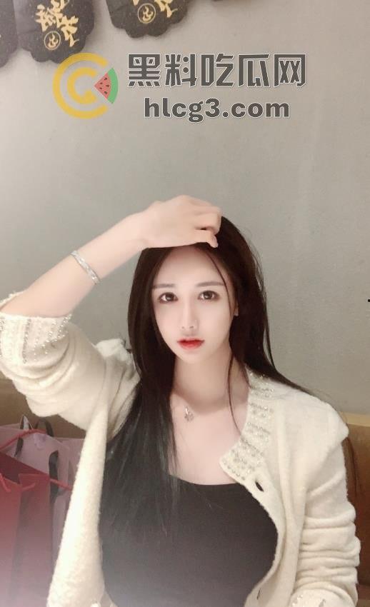 极度反差高颜值清纯女神【晓雅】性爱私拍曝光！白肤大波粉奶头尽显诱惑，私处已被金主玩黑令人心动！-7