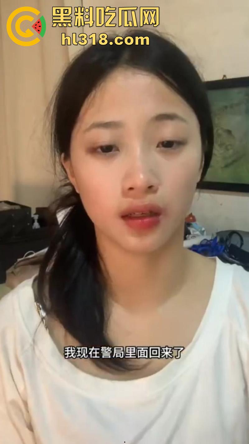 广东茂名化州擦边女被猥亵，穿性感吊带裙江边跳舞，被大叔发现直接上手摸臀猥亵，看来大爷憋不住了啊！-4