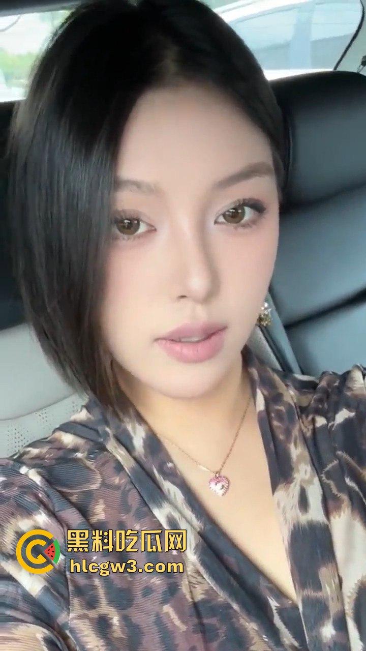 抖音小网红【暴力永恒】不雅视频疯传，短发高冷女神私下口交口爆，狂舔小弟弟引全网热议！-11