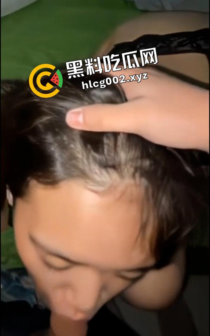 上海职校公共套子【管思蓉】高中就破处的臭母狗 混迹于上海各大酒吧知名肉便器-4